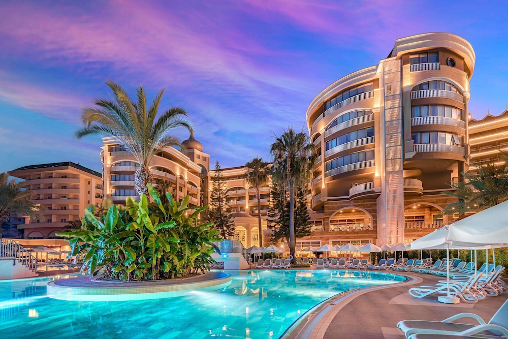 Arycanda Kirman Premium - Ultra All Inclusive — Hotel building in Okurcalar
