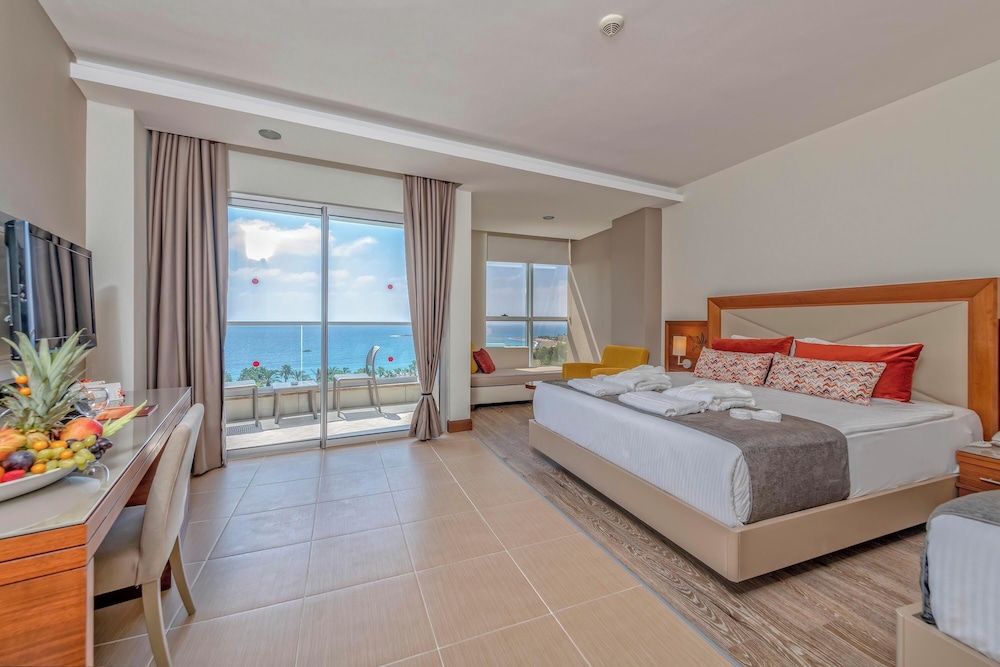 Leodikya Kirman Premium - Ultra All Inclusive — Hotel rooms in Okurcalar