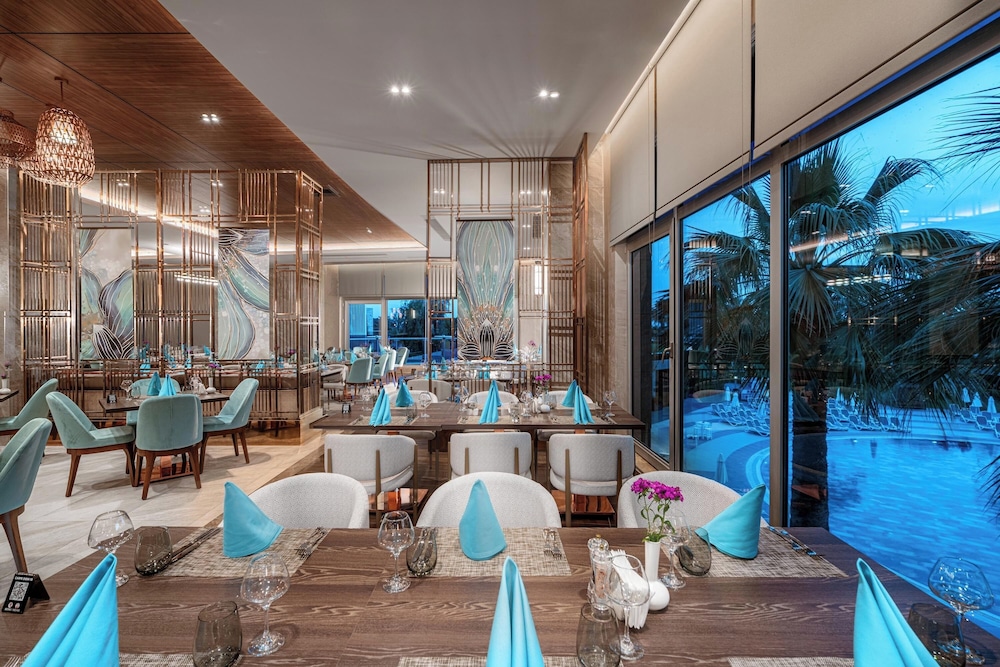 Leodikya Kirman Premium - Ultra All Inclusive — Restaurant & bars in Okurcalar