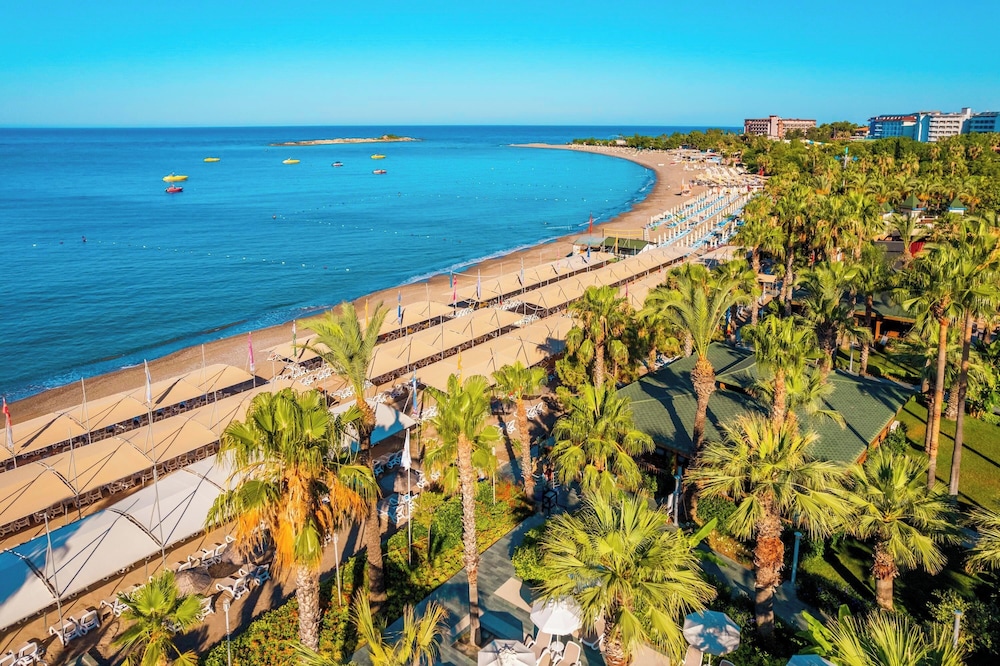 Leodikya Kirman Premium - Ultra All Inclusive — Beach in Okurcalar