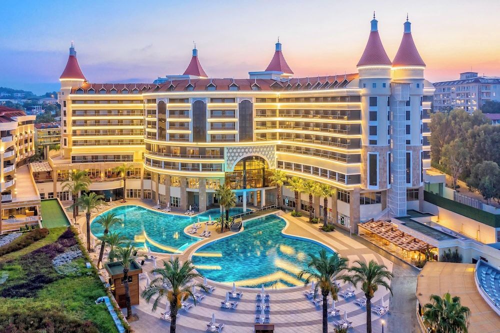 Leodikya Kirman Premium - Ultra All Inclusive image