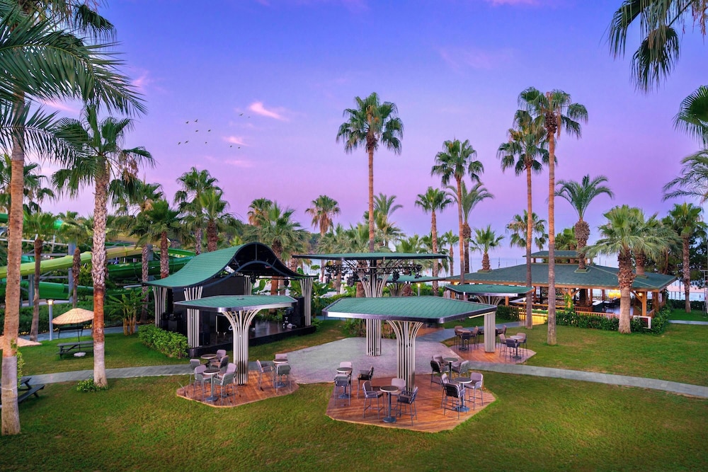 Leodikya Kirman Premium - Ultra All Inclusive — Restaurant & bars in Okurcalar