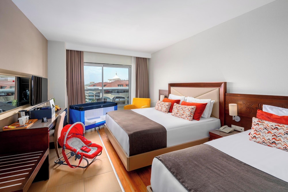 Leodikya Kirman Premium - Ultra All Inclusive — Hotel rooms in Okurcalar