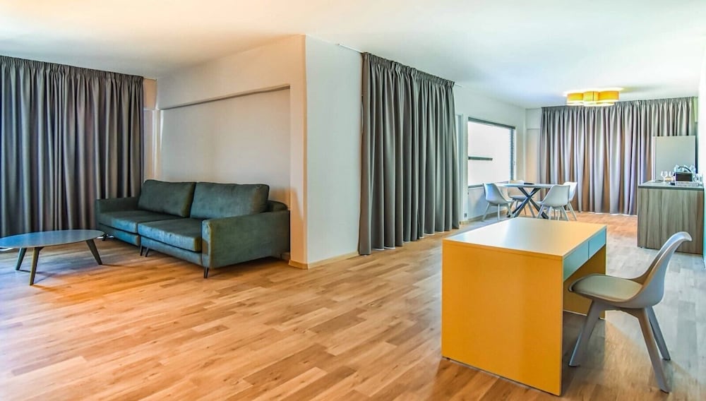 Kresten Palace Hotel — Hotel rooms in Kallithea (Rhodes), South Aegean
