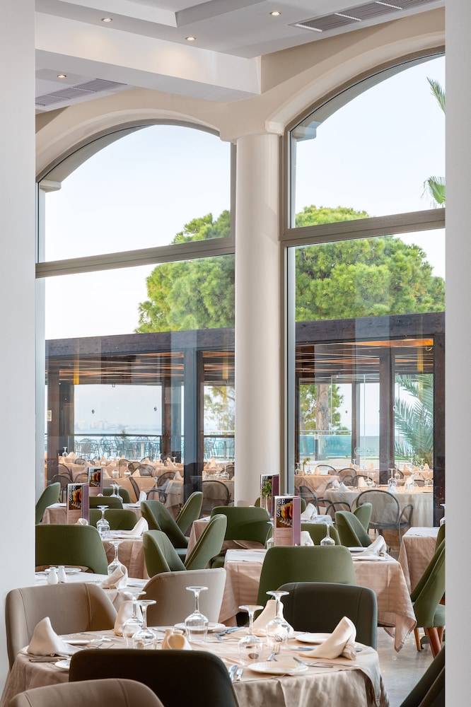 Kresten Palace Hotel — Restaurant & bars in Kallithea (Rhodes), South Aegean