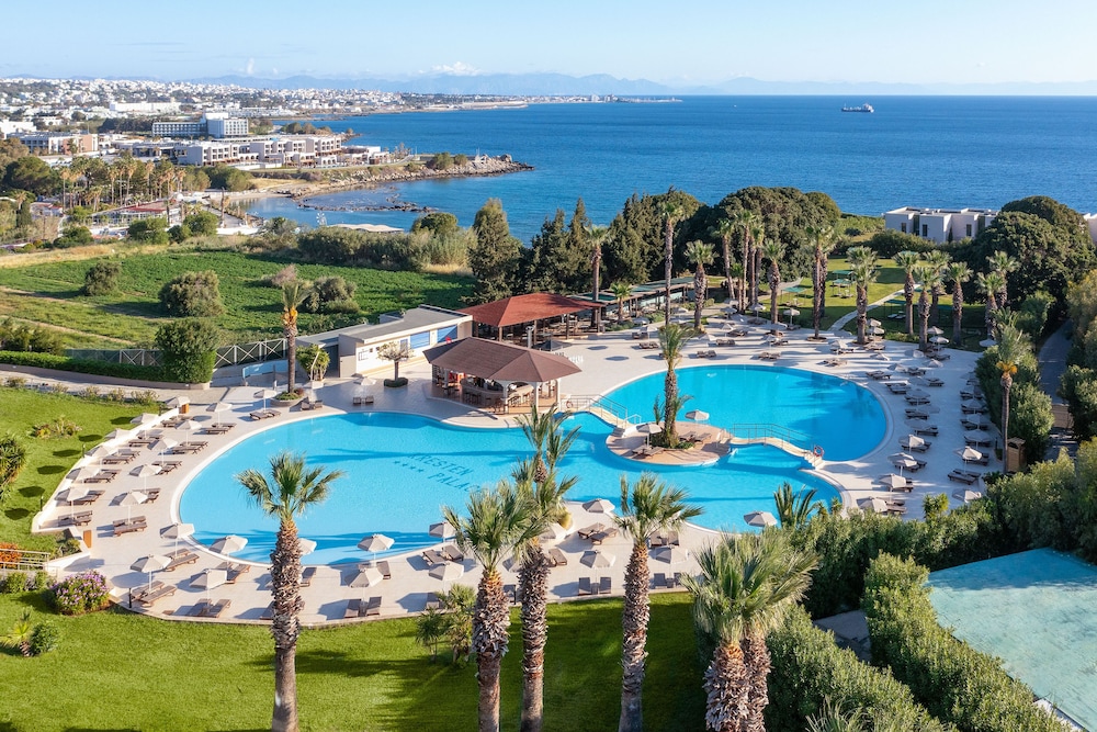 Kresten Palace Hotel — Swimming pool in Kallithea (Rhodes), South Aegean