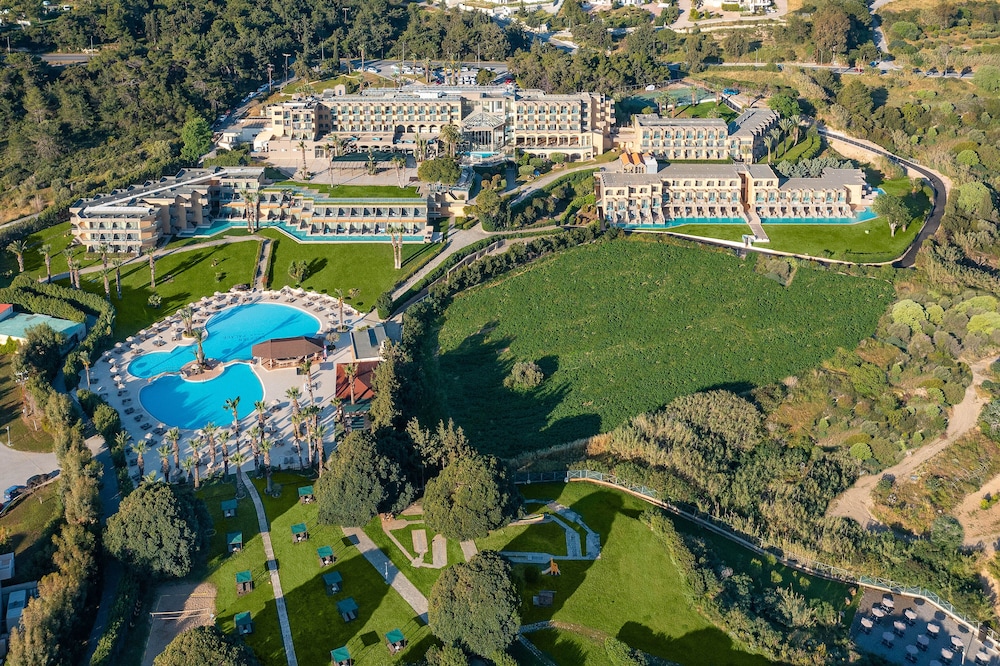 Kresten Palace Hotel — Hotel building in Kallithea (Rhodes), South Aegean