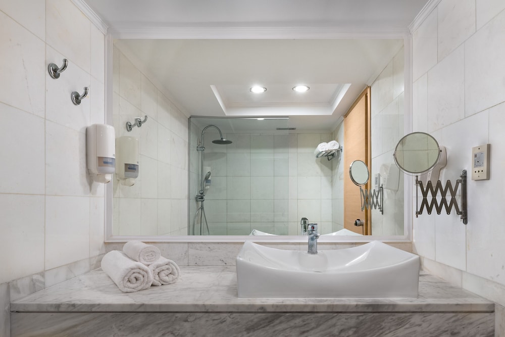 Kresten Palace Hotel — Hotel rooms in Kallithea (Rhodes), South Aegean