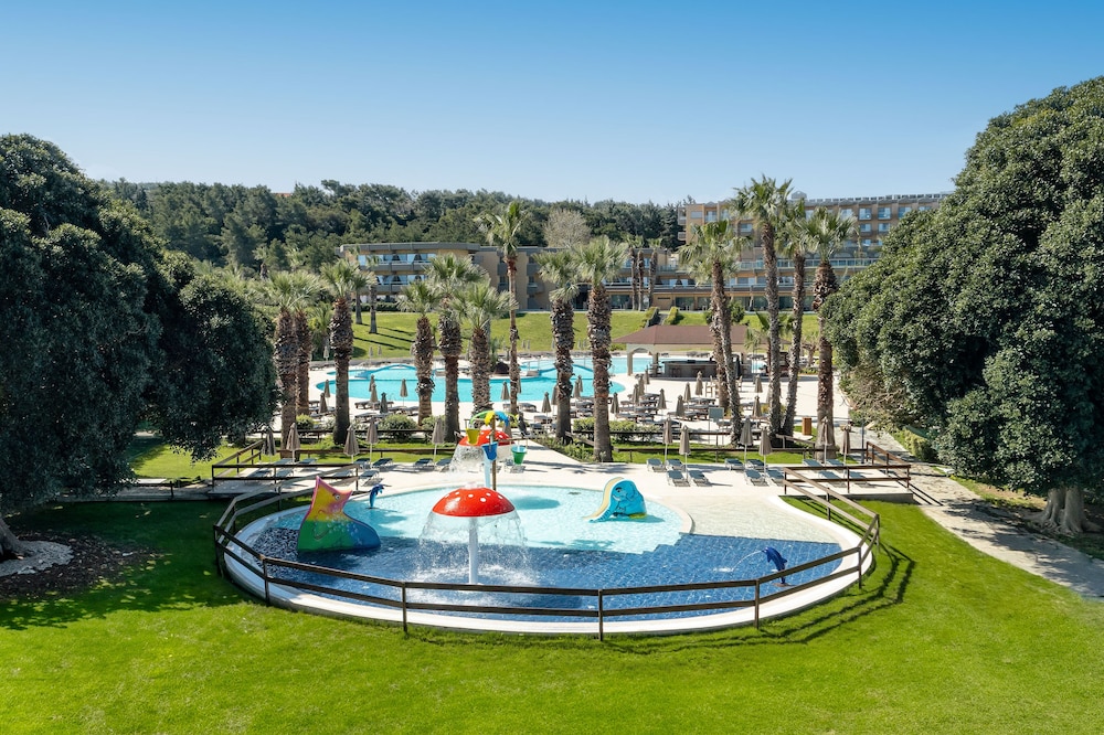 Kresten Palace Hotel — Swimming pool in Kallithea (Rhodes), South Aegean
