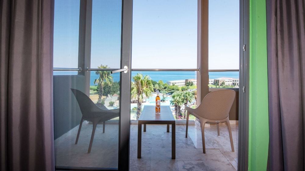 Kresten Palace Hotel — Hotel rooms in Kallithea (Rhodes), South Aegean