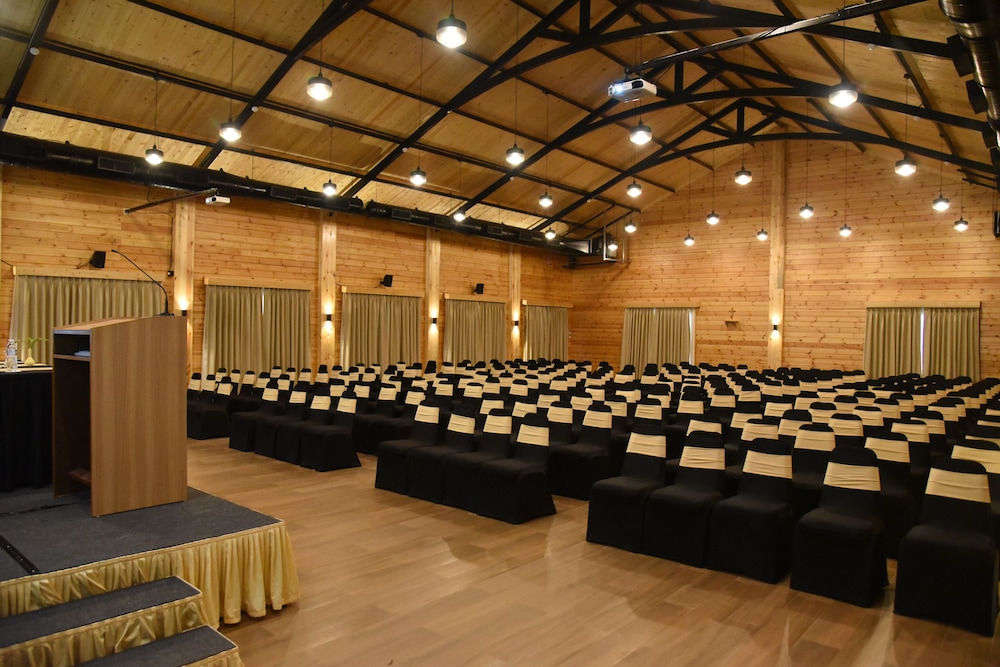 Pride Sun Village Resort & Spa — Hotel building in Arpora, Goa