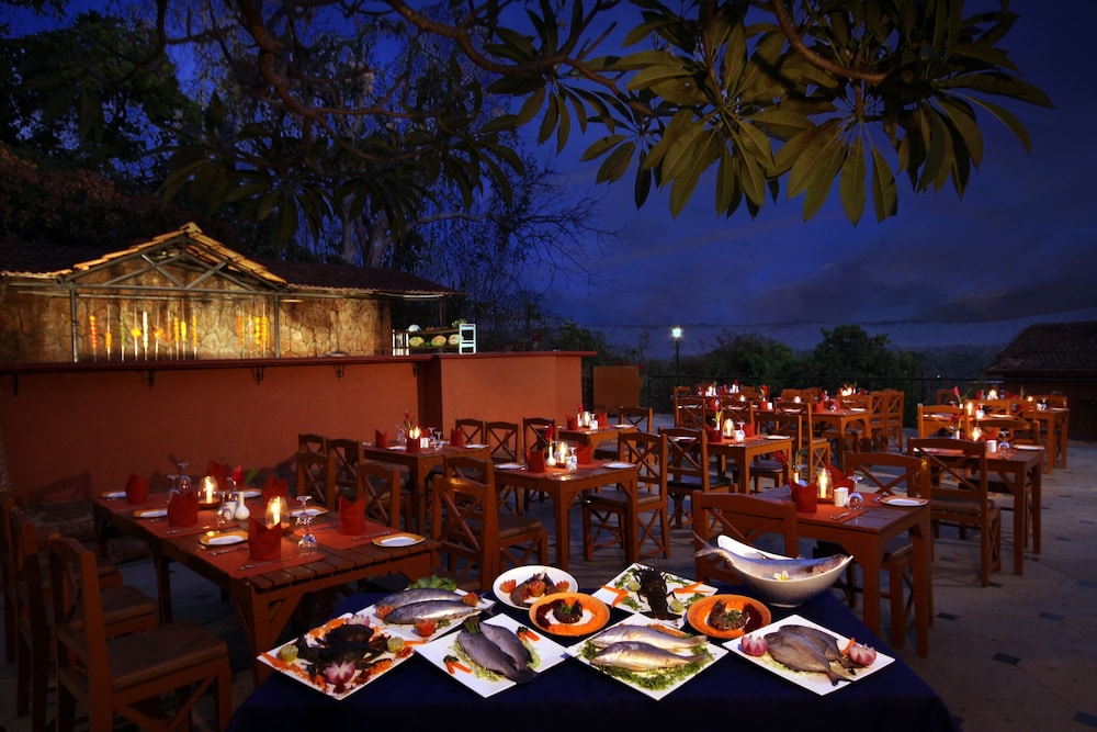 Pride Sun Village Resort & Spa — Restaurant & bars in Arpora, Goa