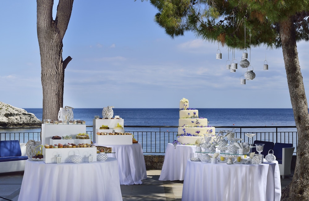 La Plage Resort — Restaurant & bars in Taormina, Sicily