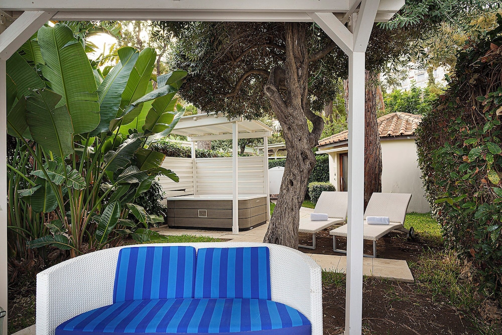 La Plage Resort — Spa in Taormina, Sicily