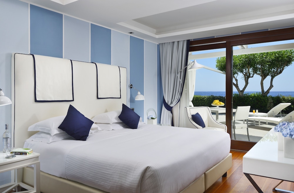 La Plage Resort — Hotel rooms in Taormina, Sicily