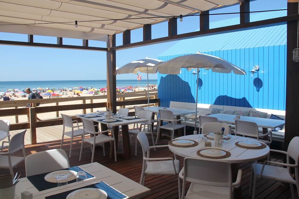 Vasco da Gama Hotel — Restaurant & bars in Monte Gordo, Faro