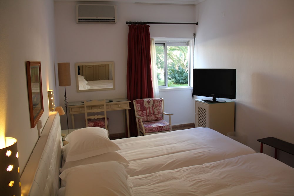 Vasco da Gama Hotel — Hotel rooms in Monte Gordo, Faro