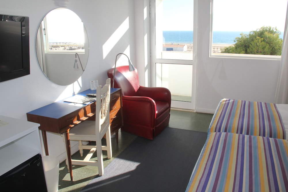 Vasco da Gama Hotel — Hotel rooms in Monte Gordo, Faro