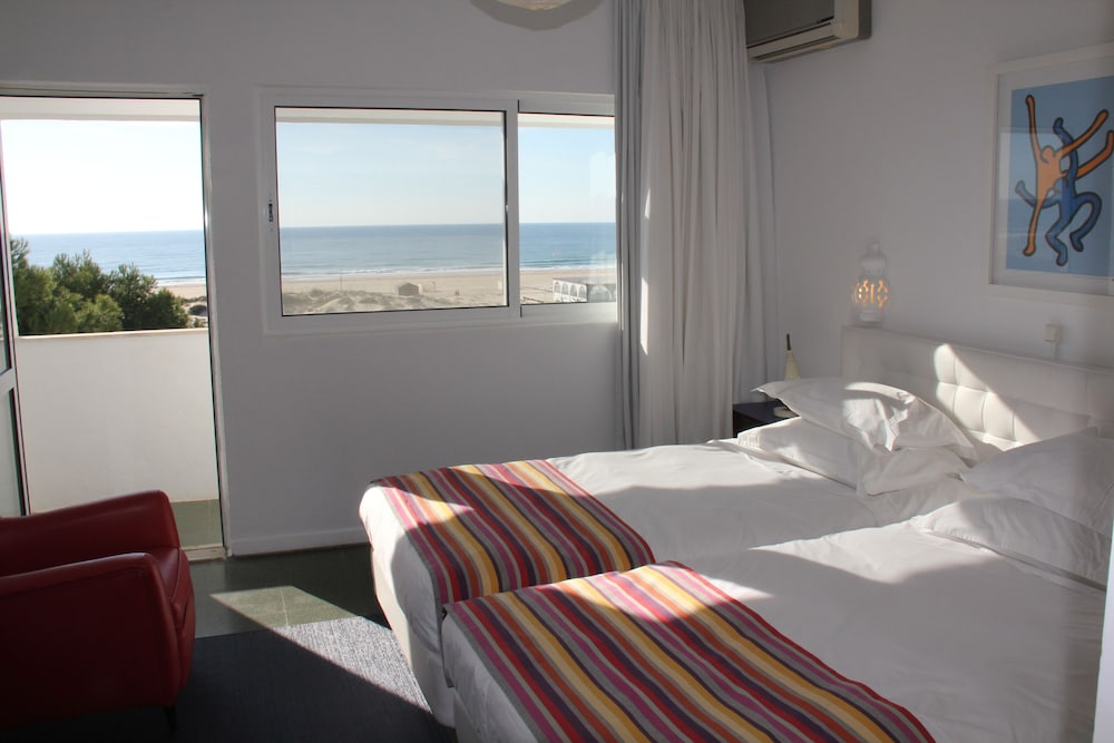 Vasco da Gama Hotel — Hotel rooms in Monte Gordo, Faro