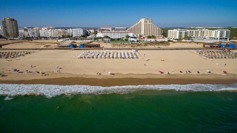 Vasco da Gama Hotel — Beach in Monte Gordo, Faro