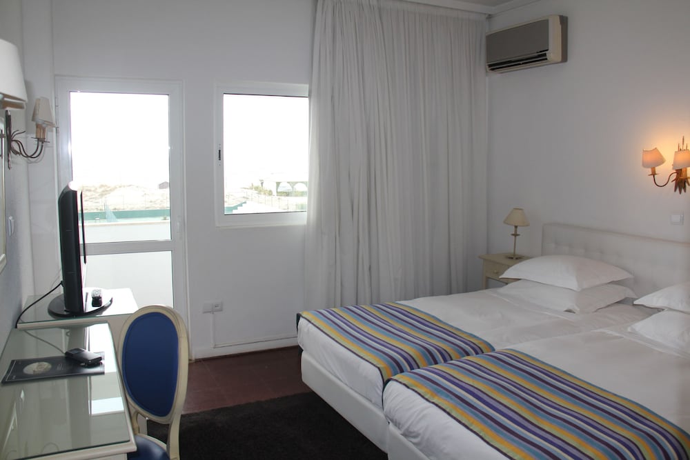 Vasco da Gama Hotel — Hotel rooms in Monte Gordo, Faro