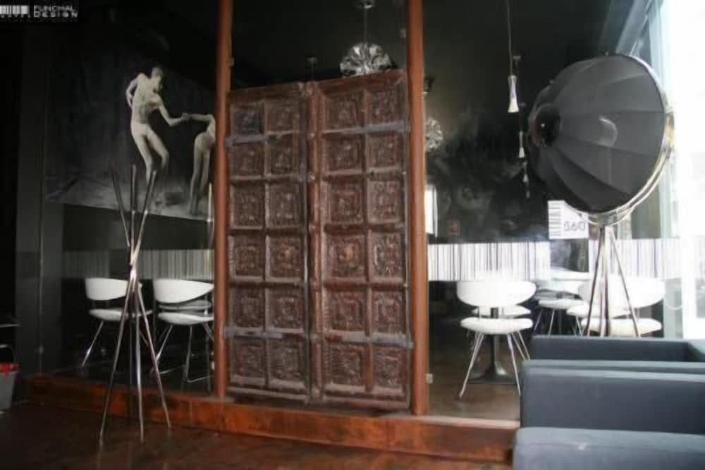 Funchal Design Hotel — Restaurant & bars in Funchal, Madeira