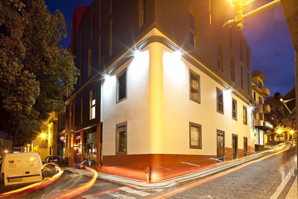 Funchal Design Hotel - zdjęcie 2