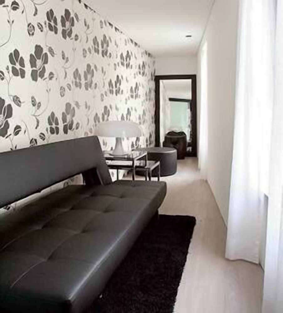 Funchal Design Hotel — Hotel rooms in Funchal, Madeira