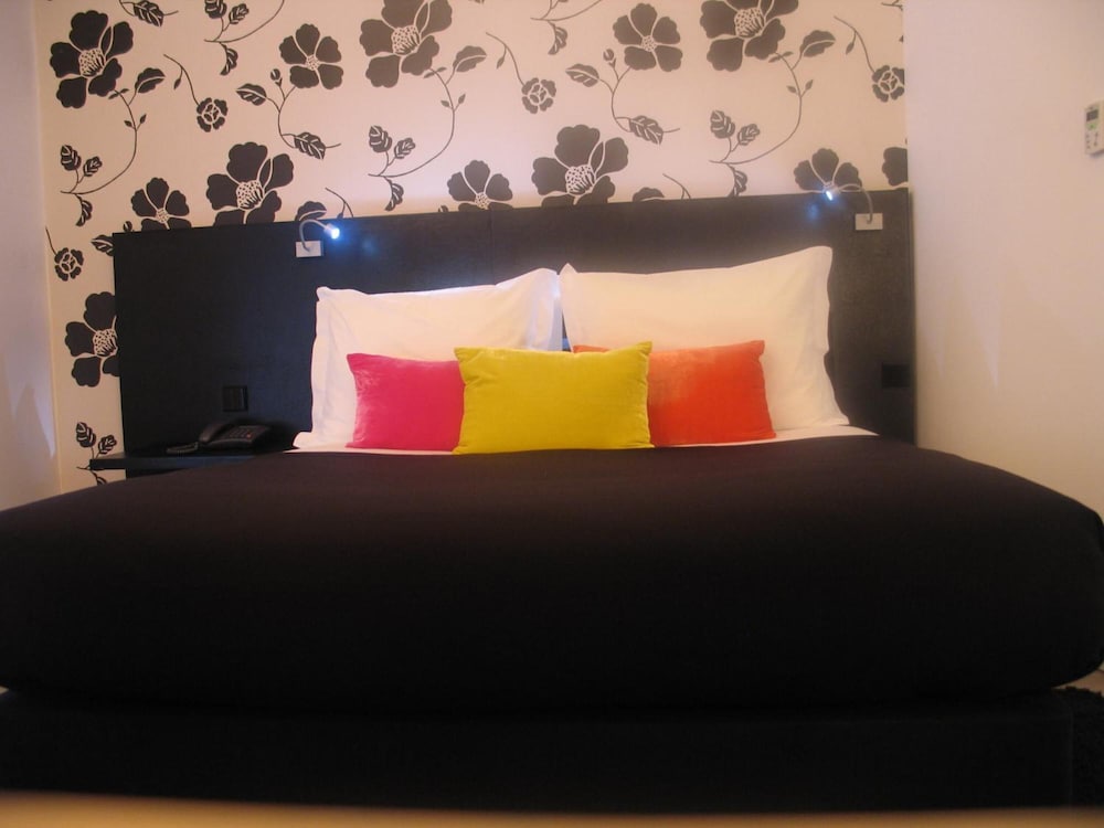 Funchal Design Hotel — Hotel rooms in Funchal, Madeira