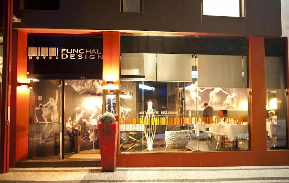Funchal Design Hotel — Restaurant & bars in Funchal, Madeira