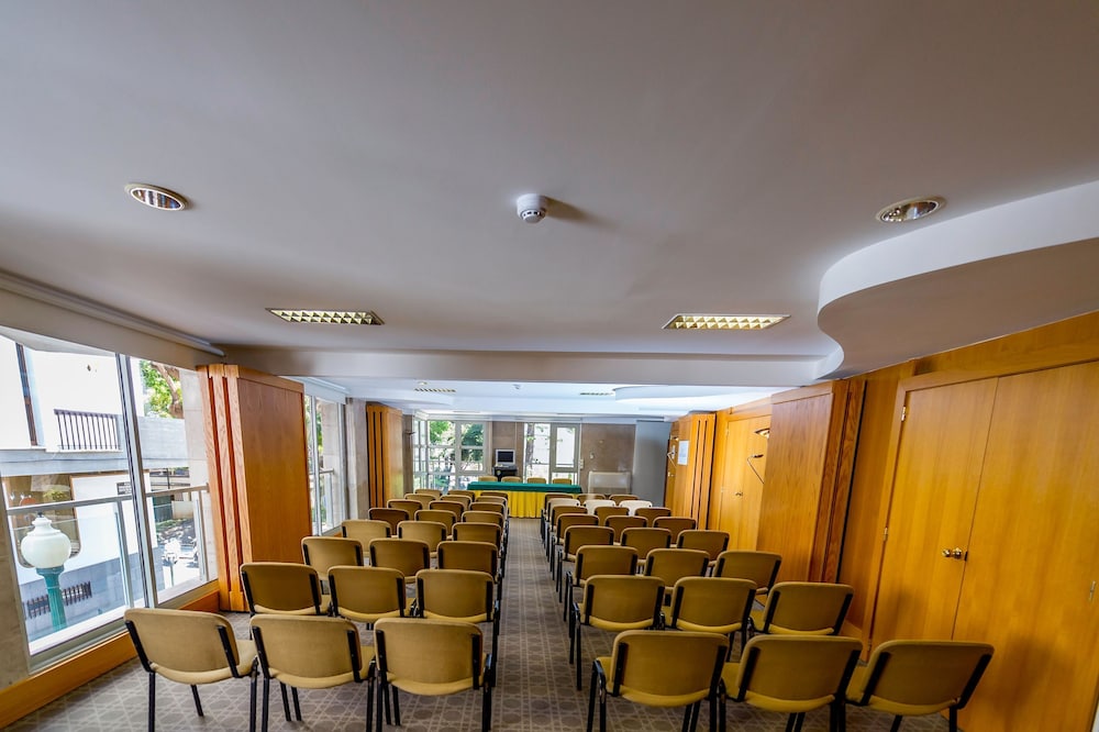 Hotel Madeira — Hotel building in Funchal, Madeira