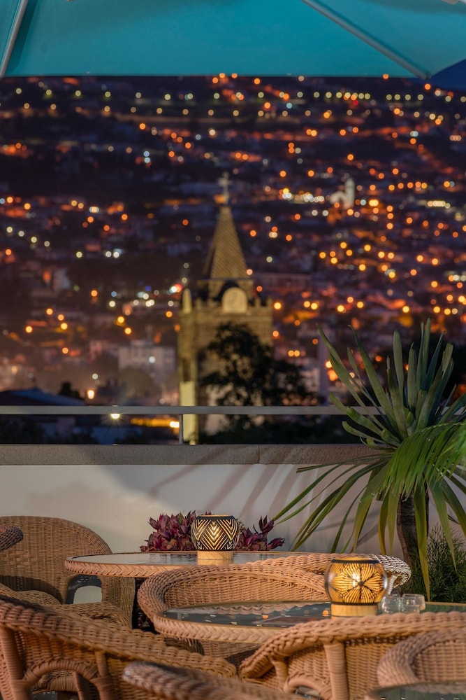 Hotel Madeira — Attractions in the area in Funchal, Madeira
