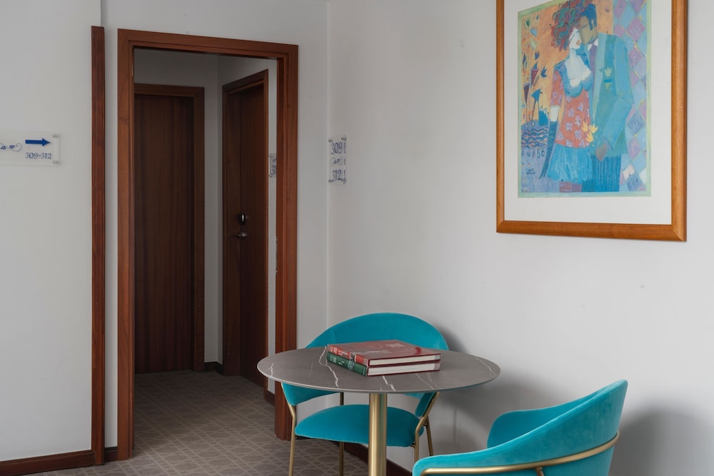Hotel Madeira — Hotel rooms in Funchal, Madeira
