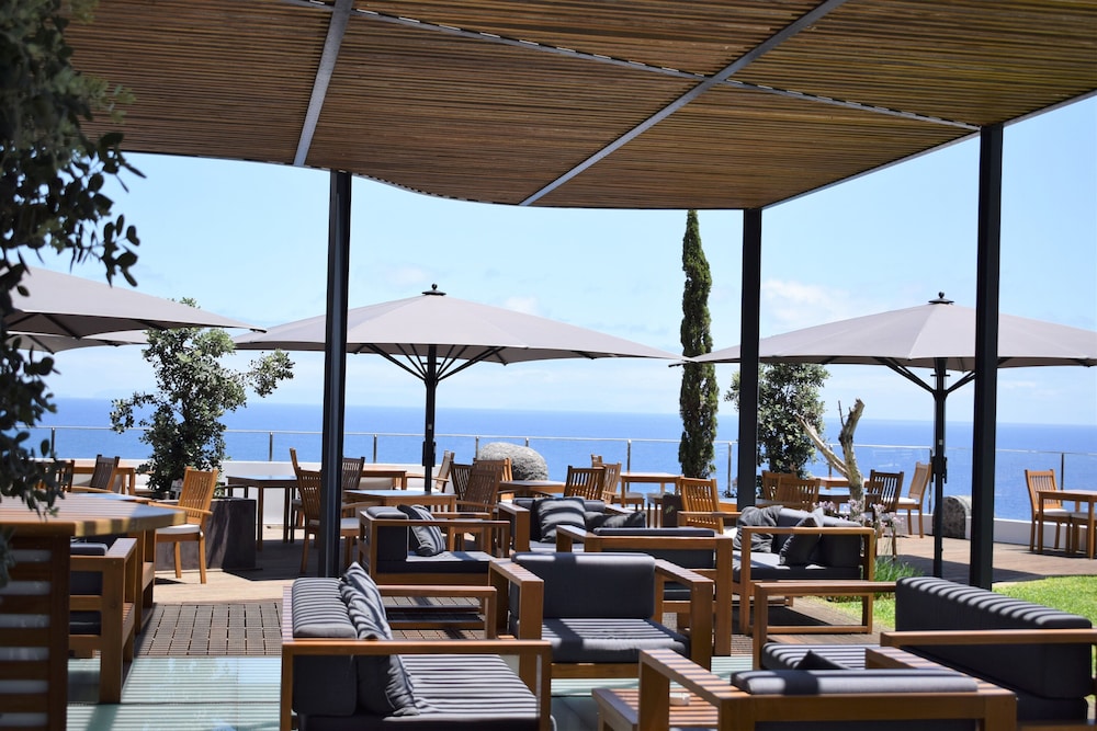 Madeira Regency Cliff — Restaurant in Funchal, Madeira