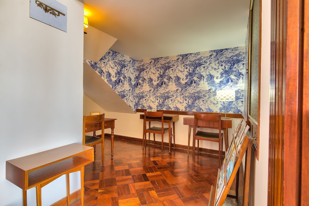 Hotel Monte Carlo — Hotel rooms in Funchal, Madeira
