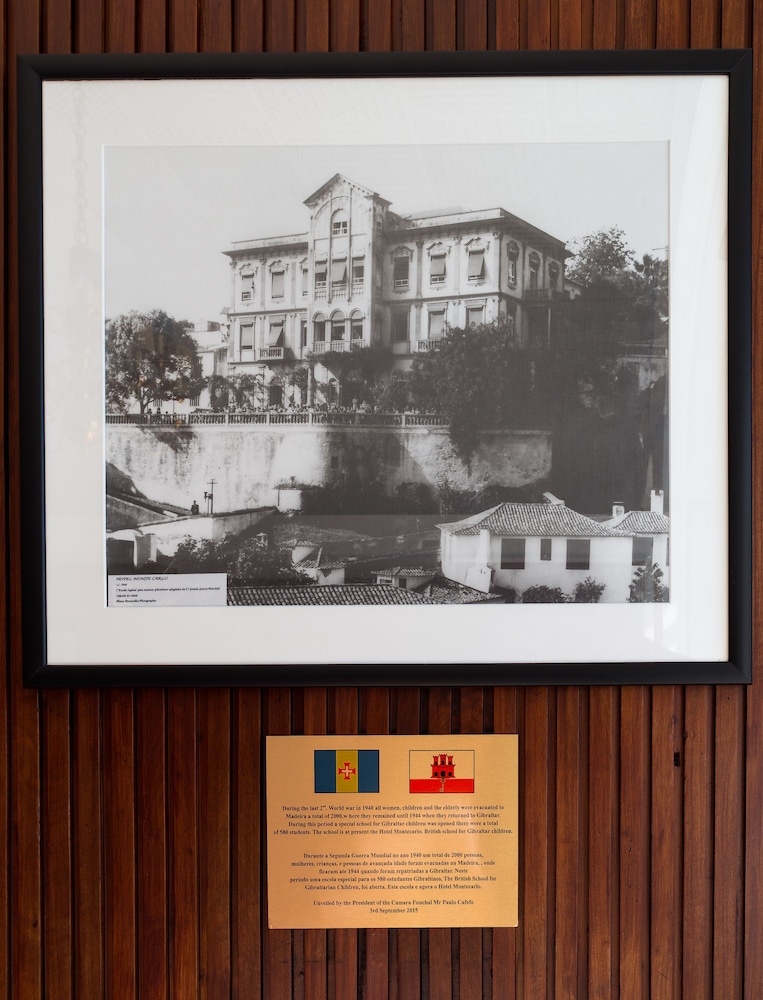 Hotel Monte Carlo — Hotel building in Funchal, Madeira