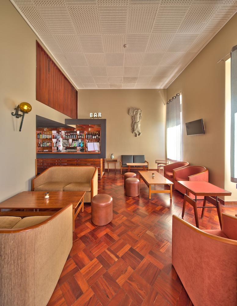 Hotel Monte Carlo — Restaurant & bars in Funchal, Madeira