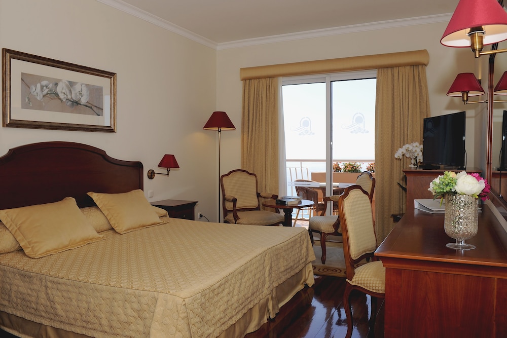 Hotel Ocean Gardens — Hotel rooms in Funchal, Madeira