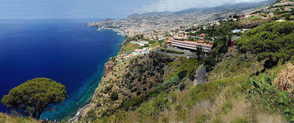 Hotel Ocean Gardens — Attractions in the area in Funchal, Madeira