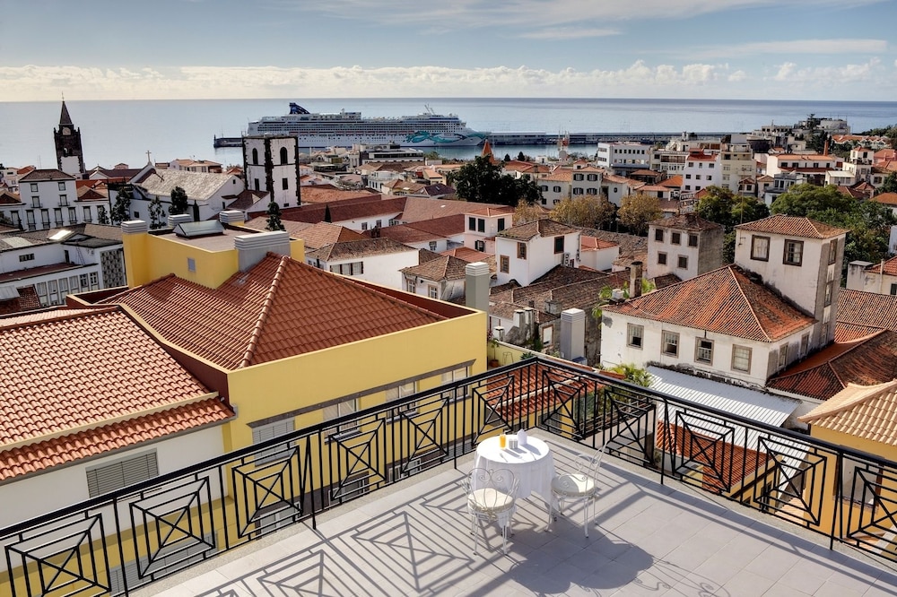Hotel Orquidea — Main photo in Funchal, Madeira