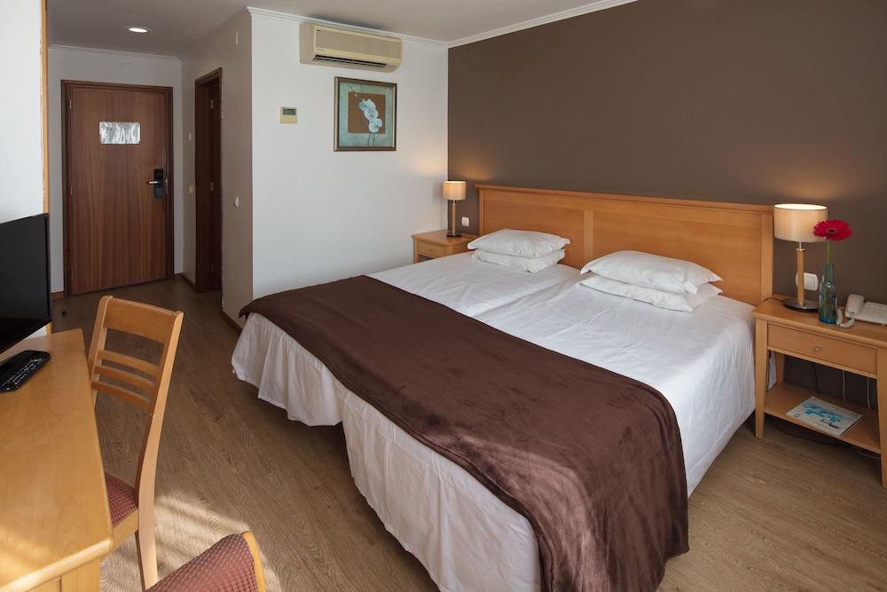 Hotel Orquidea — Hotel rooms in Funchal, Madeira