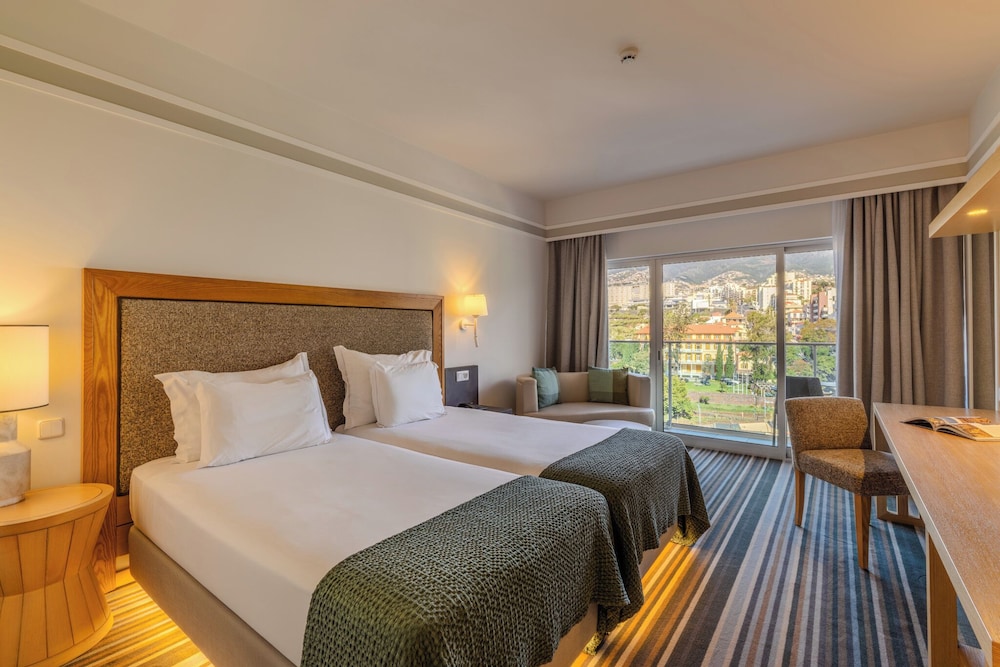 Pestana Carlton Madeira Ocean Resort Hotel — Hotel rooms in Funchal, Madeira