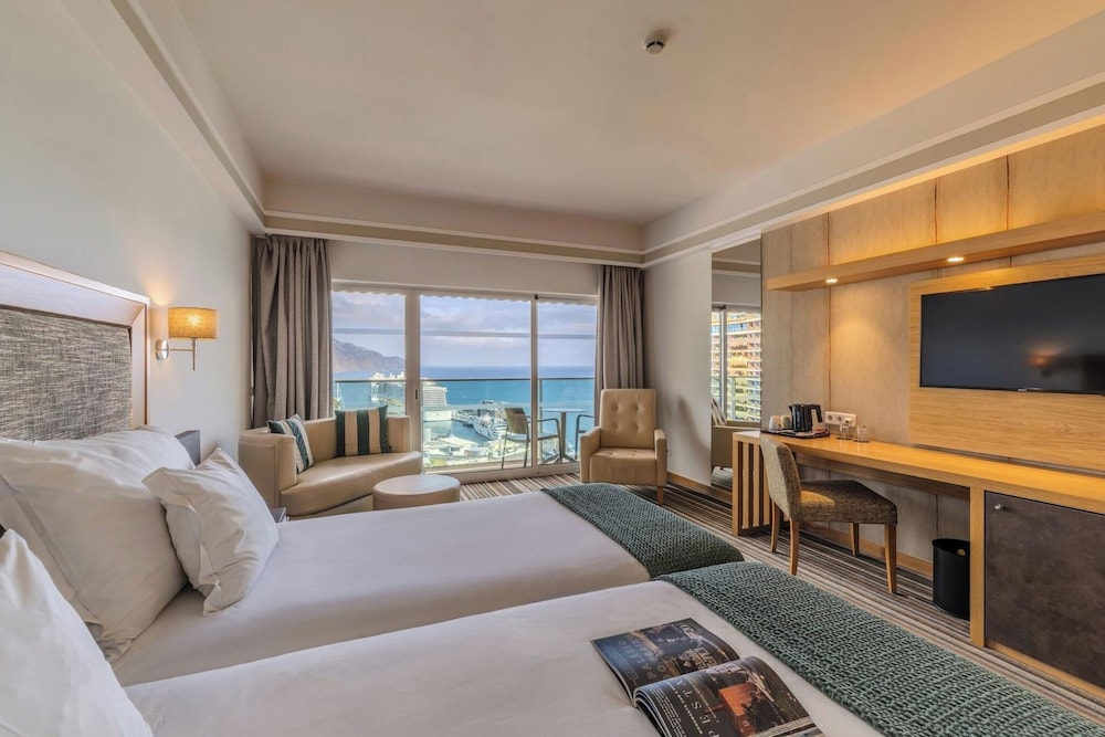Pestana Carlton Madeira Ocean Resort Hotel — Hotel rooms in Funchal, Madeira