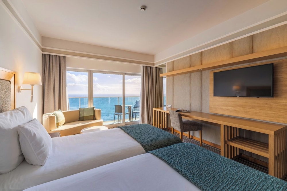 Pestana Carlton Madeira Ocean Resort Hotel — Hotel rooms in Funchal, Madeira