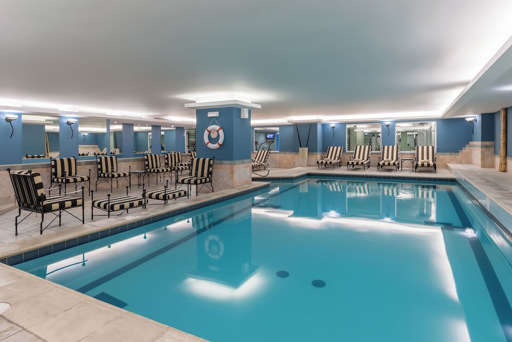 Pestana Carlton Madeira Ocean Resort Hotel — Swimming pool in Funchal, Madeira