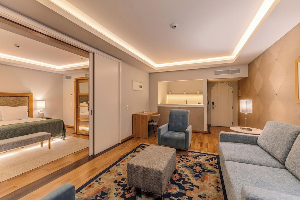 Pestana Carlton Madeira Ocean Resort Hotel — Hotel rooms in Funchal, Madeira