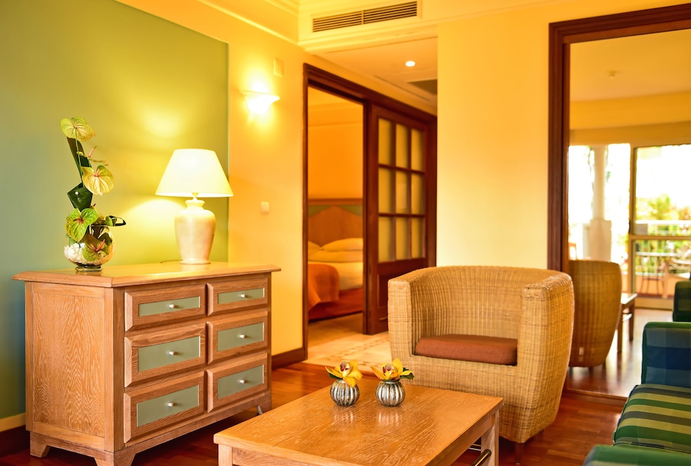 Pestana Miramar Garden & Ocean Resort — Hotel rooms in Funchal, Madeira