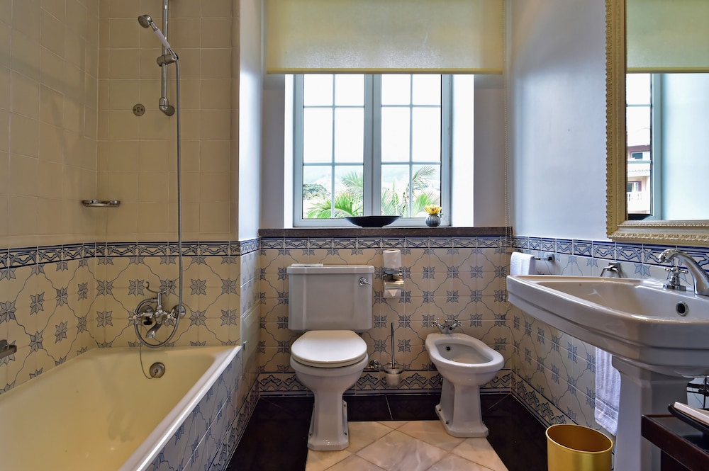 Pestana Miramar Garden & Ocean Resort — Hotel rooms in Funchal, Madeira