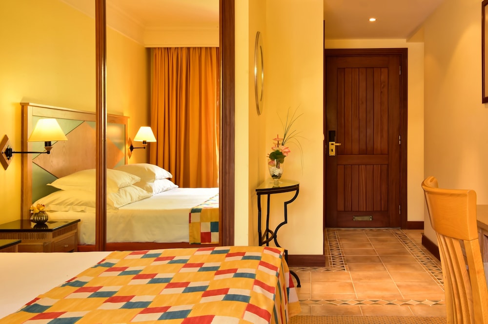 Pestana Miramar Garden & Ocean Resort — Hotel rooms in Funchal, Madeira