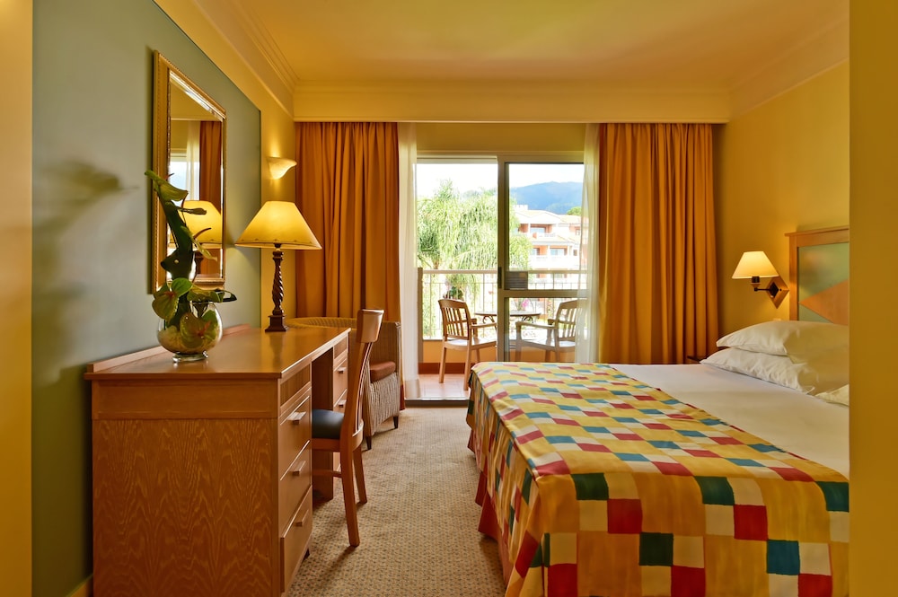 Pestana Miramar Garden & Ocean Resort — Hotel rooms in Funchal, Madeira